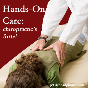 picture of Manahawkin chiropractic hands-on treatment